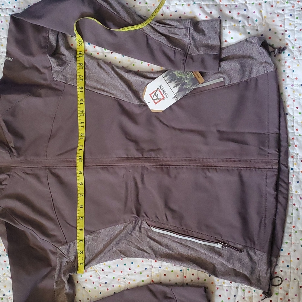 Avalanche  Zip- Up  Windbreaker. - Picture 12 of 13